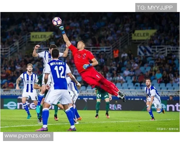 广州足球队比赛经验深度对比与分析揭示球队优势与不足之处